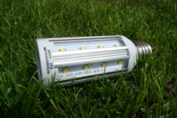 6W LED žárovka E27- typ corn, hliníkový chladič, 4000K